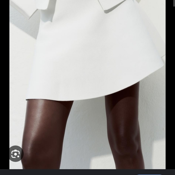 Zara white knit ruffled mini skirt - Picture 3 of 3